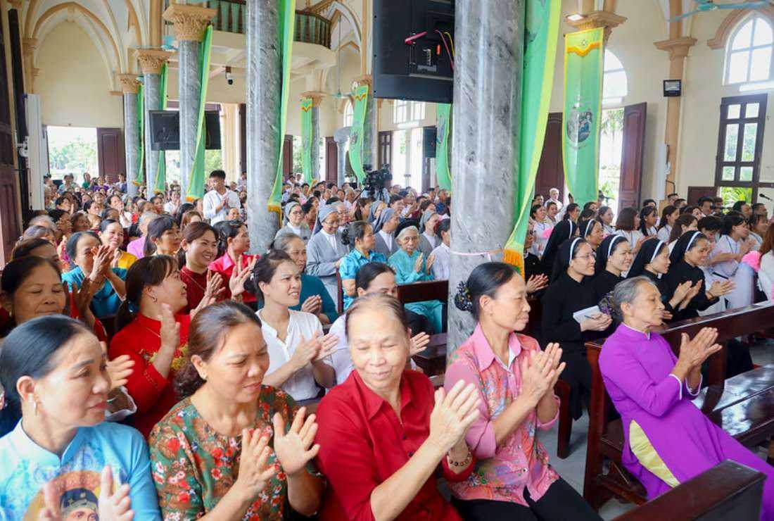 Catholics attend the Mass at Nhan Khang Parish in Ha Nam province on July 1