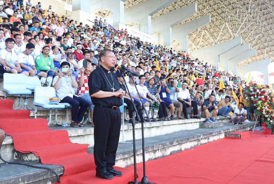Archbishop Joseph Vu Van Thien speaks before a match between Clergy Hanoi and Hai Phong at Phong Phu stadium on July 19