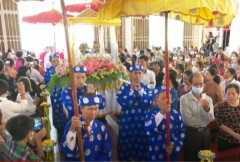Vietnamese Catholics told to emulate local martyrs