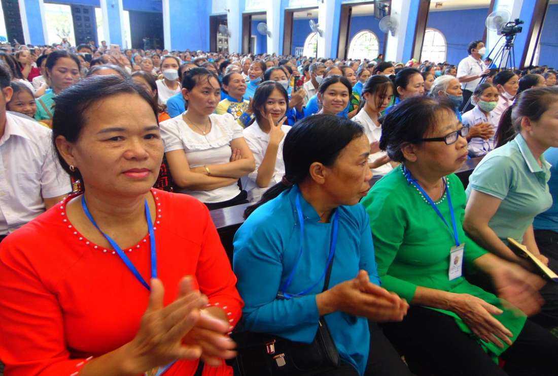 Marian devotees attend the national Marian Congress at Our Mother of Perpetual Help Church in Hue on Aug 3