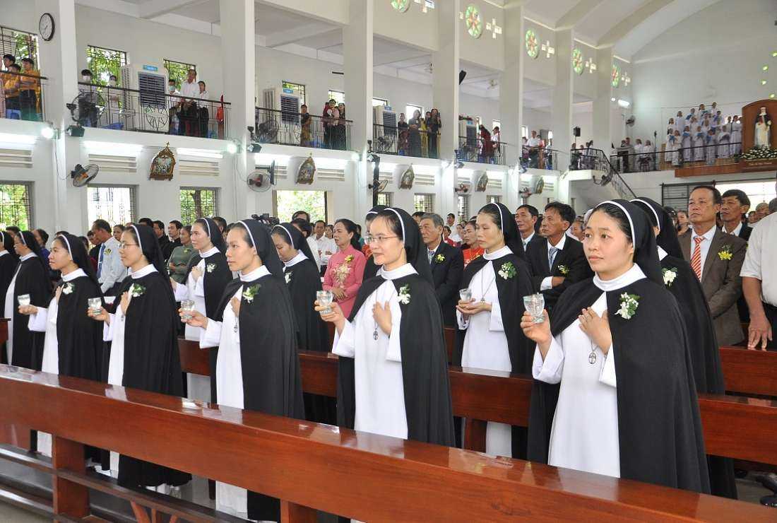 Dominican sisters take their final vows on July 30 in Bien Hoa