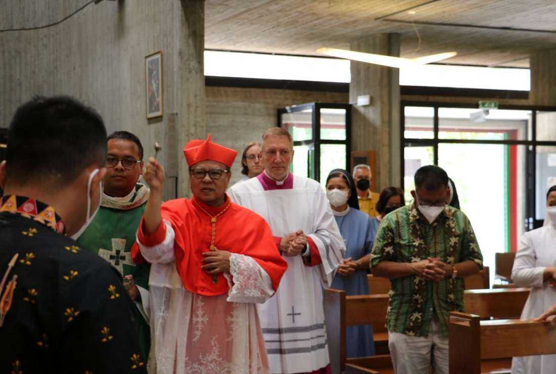 Kardinal Suharyo dari Indonesia menerima gereja eponymous di Roma