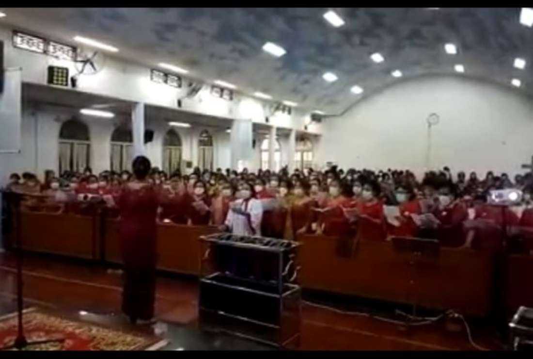 The congregation of the Batak Society Christian Church (HKBP) Maranatha in Geram village of Cilegon city in Banten province holding its Sunday service at another church in Serang