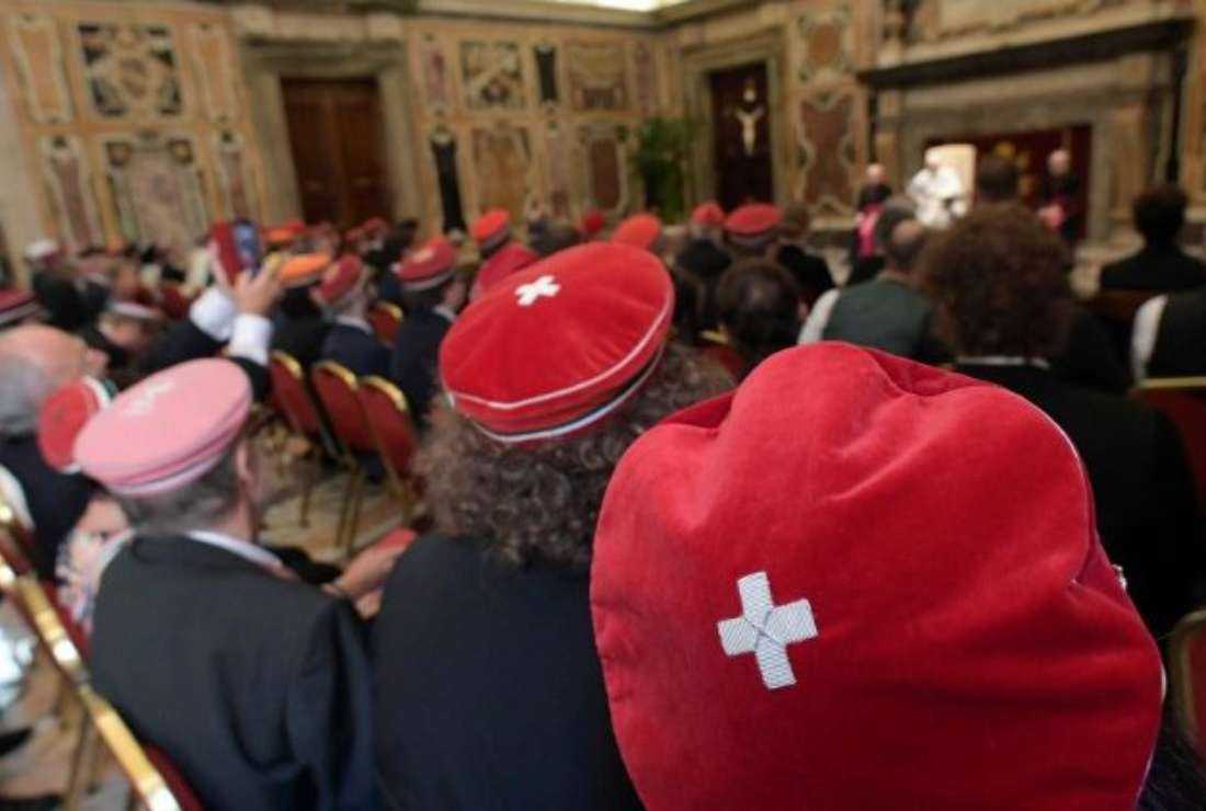 Members of the Swiss Student Association in an audience with Pope Francis