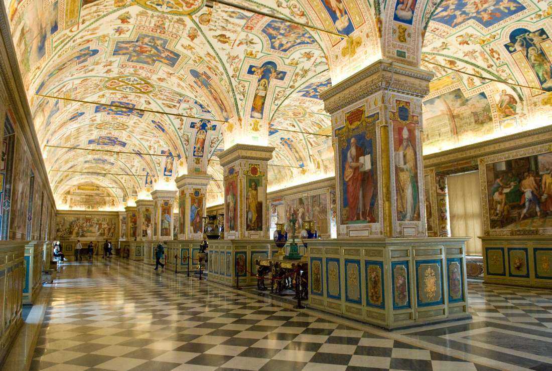 The Sistine Hall, commissioned by pope Sixtus V in the end of the 16th century. Originally part of the Vatican Library, now used by the Vatican Museums