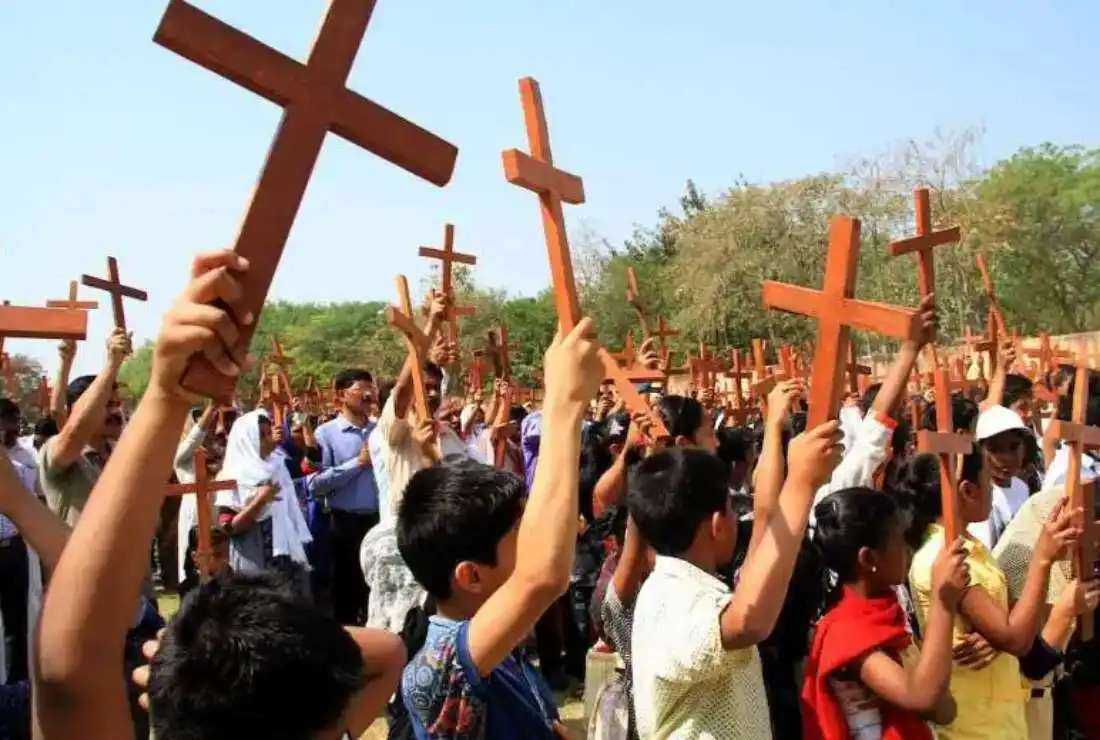 Indian Christians welcome top court's move on persecution - UCA News
