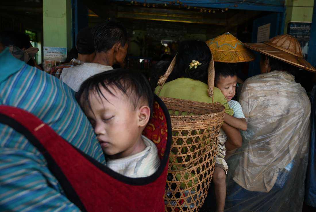 Catechists from Myanmar deliver food, supplies - Vimarsana News