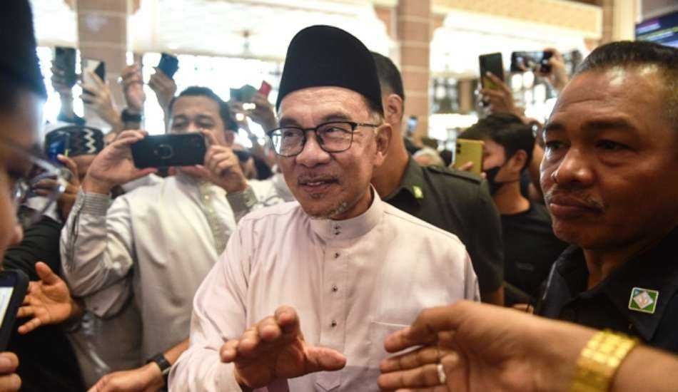 Tough road lies ahead for Malaysia's Anwar