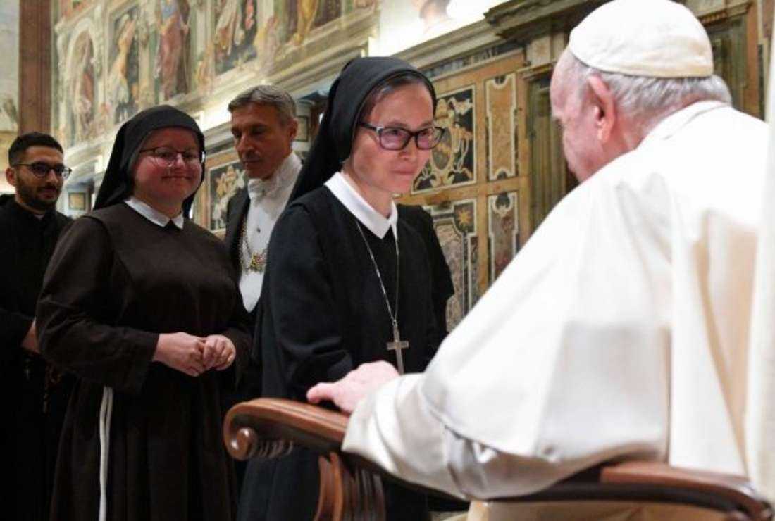 Pope Francis meeting the member of the Claretianum Institute