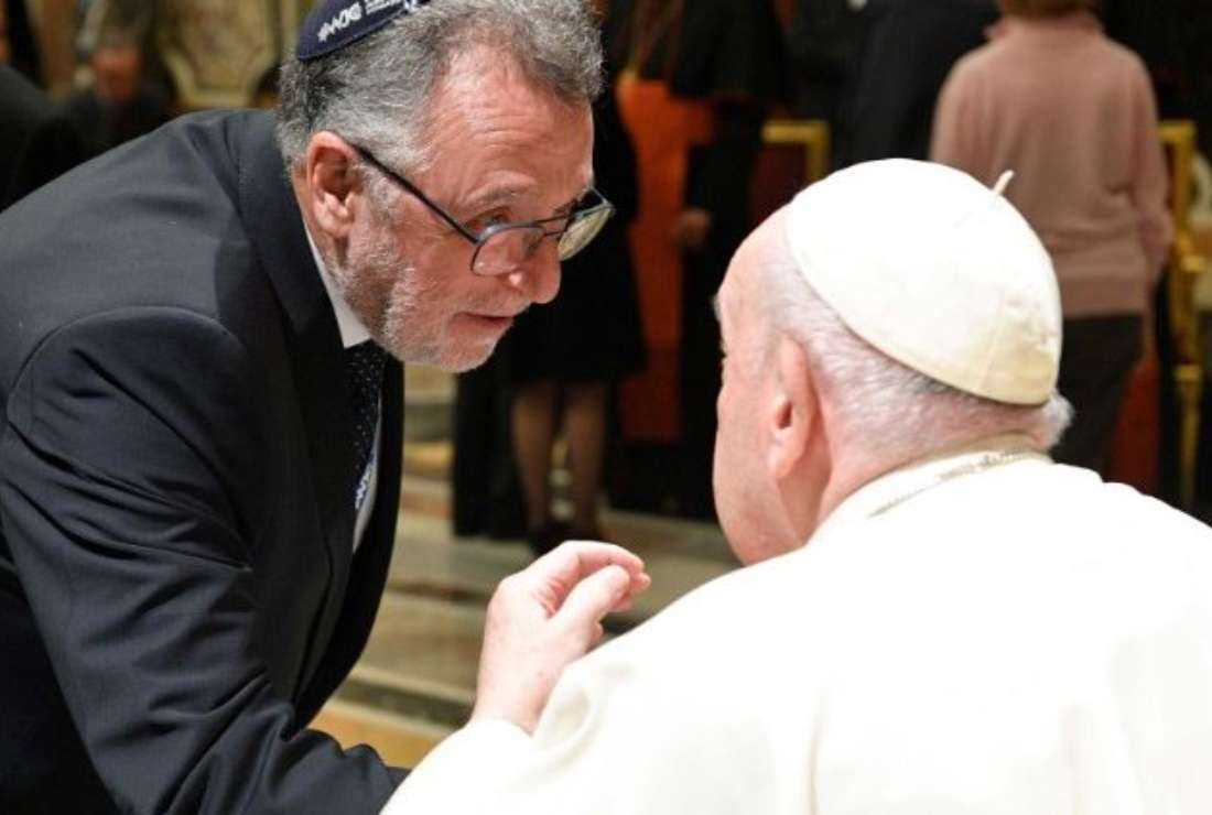 Pope Francis meeting representatives of the World Jewish Congress in the Vatican