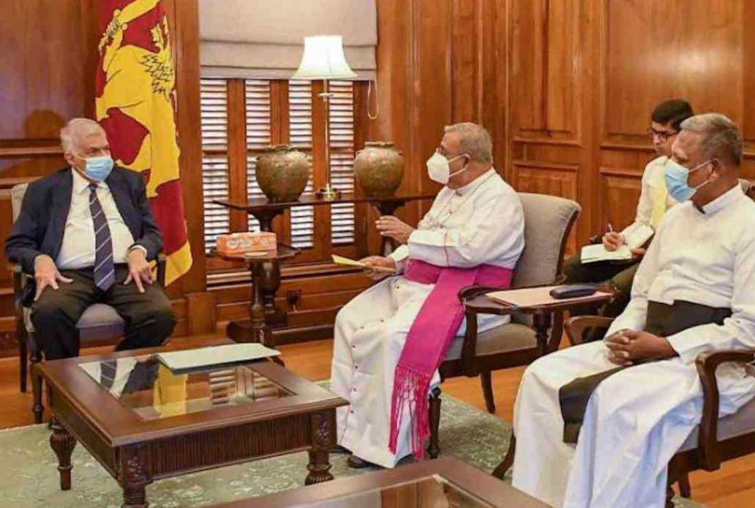 Bishop Fidelis Lionel Emmanuel Fernando of Mannar discussing with President Ranil Wickremesinghe on issues affecting his diocesan area at the Presidential Secretariat on Nov. 16