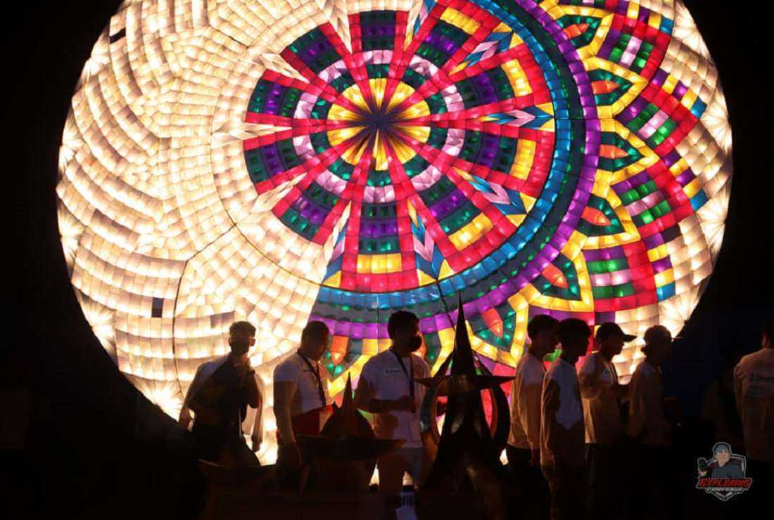 Participants enjoy the annual giant Christmas lantern parade in San Fernando City in Pampanga province on Dec. 20