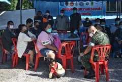Thai rescuers hopeful for missing sailors