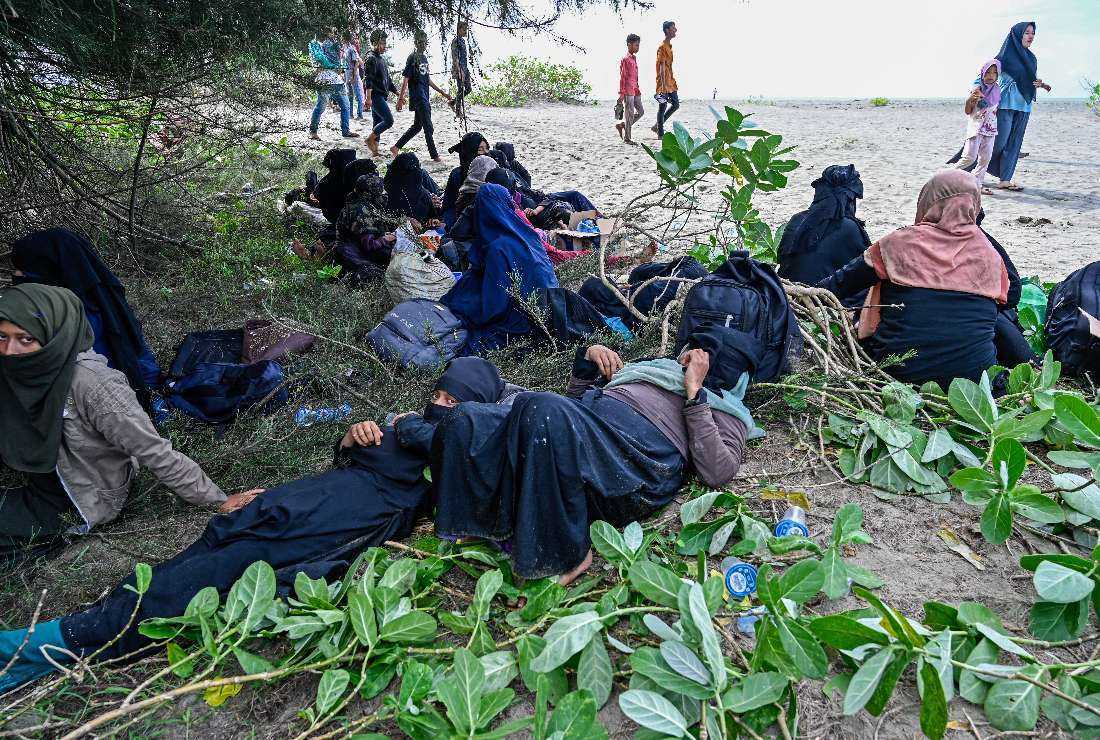 Nearly 200 Rohingya Refugees Land In Indonesia - UCA News