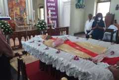  Sri Lanka mourns prelate who 'led post-tsunami recovery' 