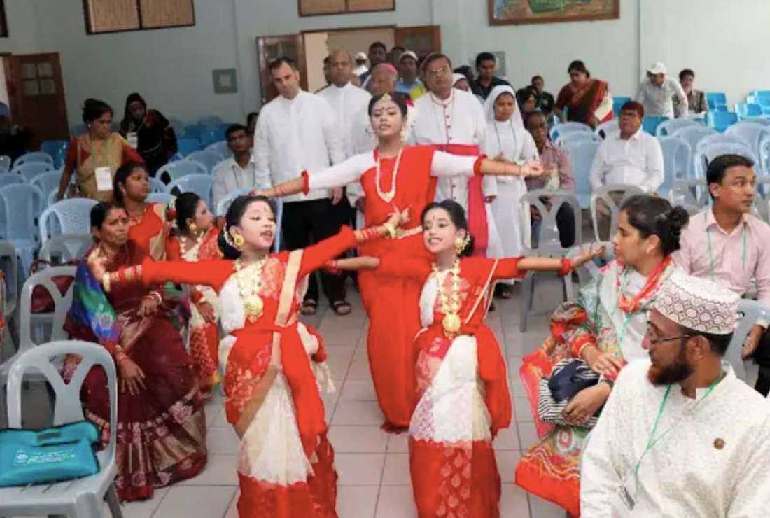 Asian bishops suspend radio project after ownership crisis - Vimarsana News