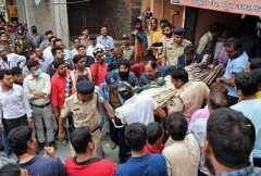 35 dead in India temple collapse
