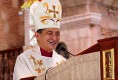 Filipino bishop dies from heart attack