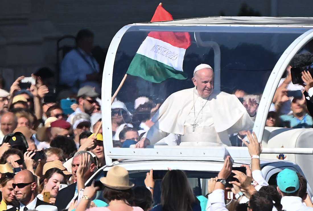 Pope Heads To Hungary, Will Meet Ukrainian Refugees - UCA News