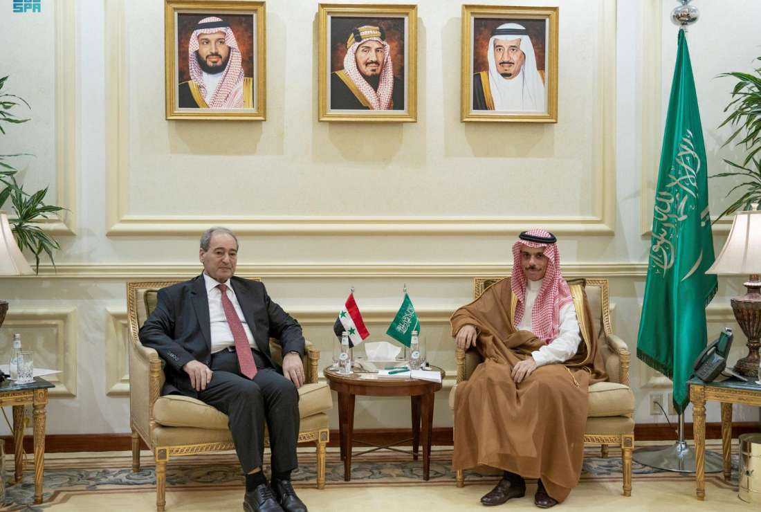 A handout picture provided by the Saudi Press Agency (SPA) on April 12 shows Syrian Foreign Minister Faisal Mekdad (left) meeting with Saudi Foreign Affairs Minister Prince Faisal bin Farhan in Jeddah