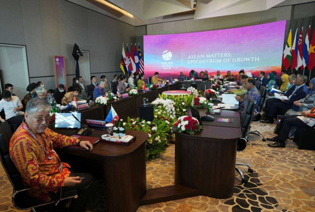 Philippine's Foreign Secretary Enrique Manalo (left) attends the Association of Southeast Asian Nations (ASEAN) Foreign Ministers' meeting in Labuan Bajo on May 9