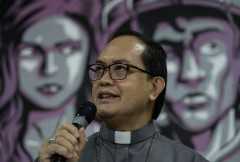 Philippine bishops admit to Marian apparition 'failure'
