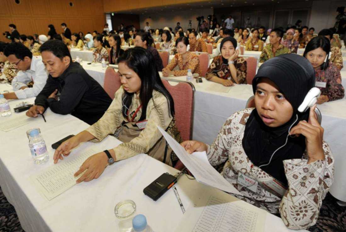 Indonesian candidates for nurses and caregivers receive Japanese language lessons in Tokyo on Aug. 8, 2008. Indonesian nurses and caregivers started arriving in Japan as Asia's then-largest economy gradually opened up to foreign workers to try to ward off future labor shortages