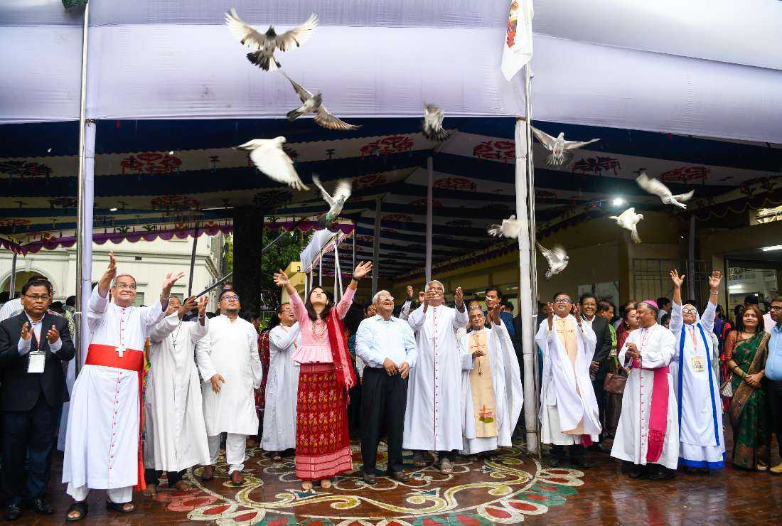 Young Catholic dancers perform during centenary celebrations marking the founding of Dhaka Archbishop’s House at St. Mary's Cathedral on Nov. 17