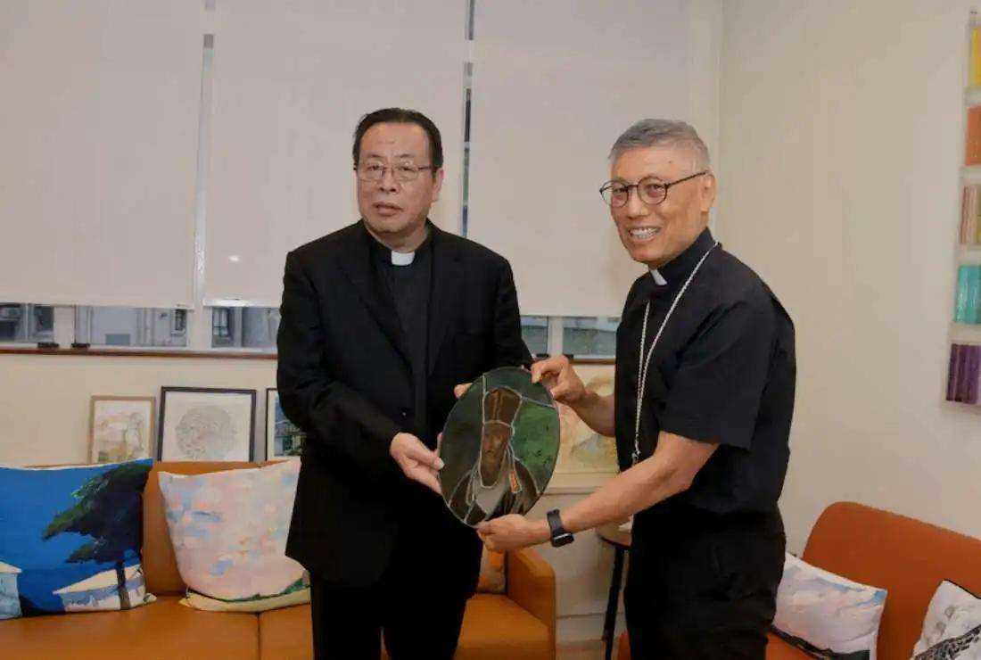 Bishop heading Beijing-controlled Church visits Hong Kong Catholics