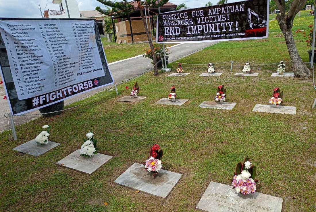 Floral tributes were paid to the victims of the 2009 Ampatuan Massacre in Mindanao of southern Philippines on Nov. 20. 