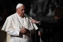 Stop violence against women, pope says
