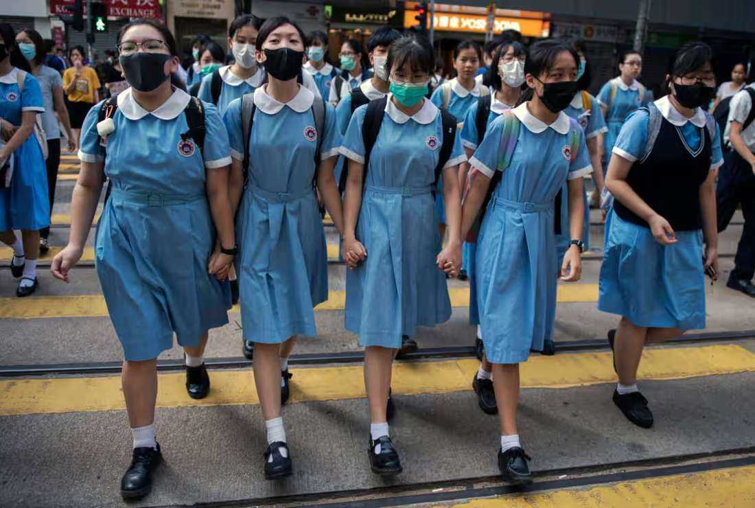 Hong Kong’s secondary school students are seen in this file image. A surge in suicide cases among students has prompted the authorities to adopt a countermeasure plan.