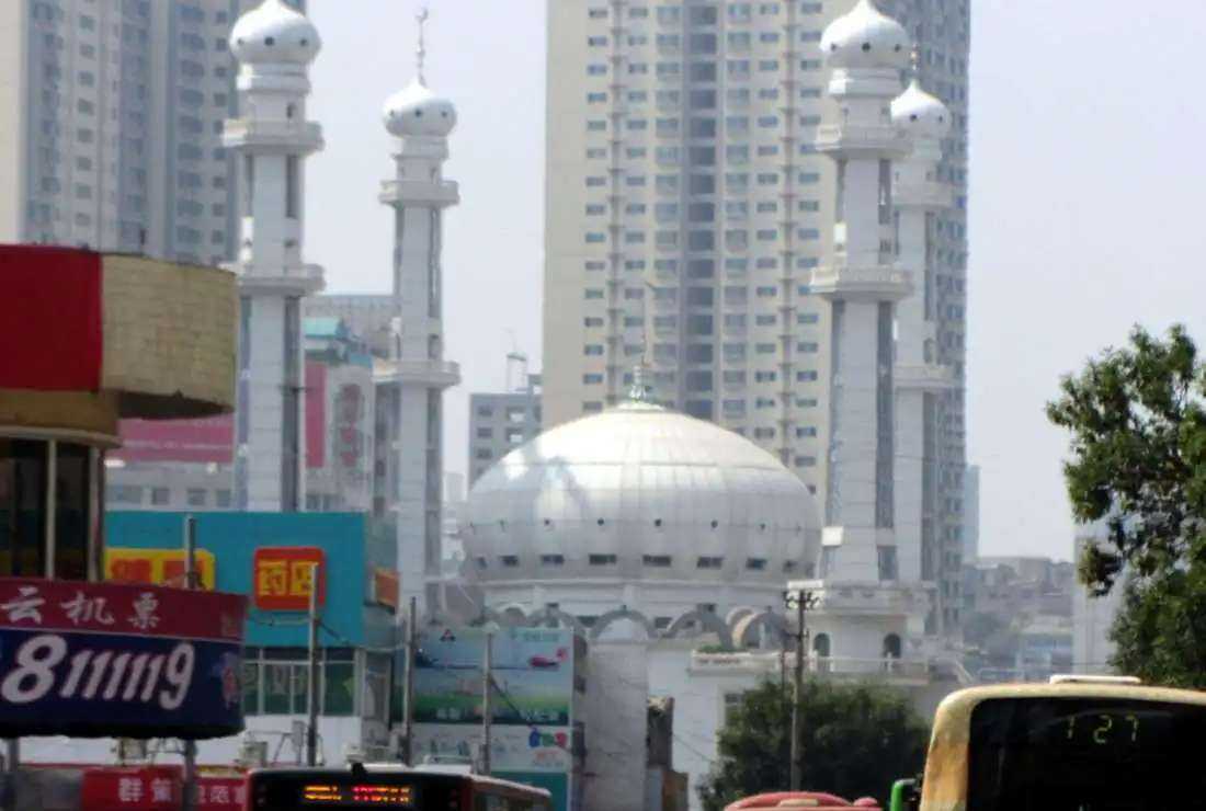 Rights group accuses China of crackdown on mosques - Vimarsana News