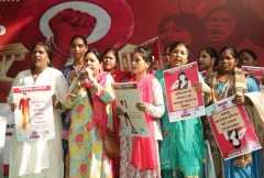 Women’s groups decry quota delay in Indian legislatures