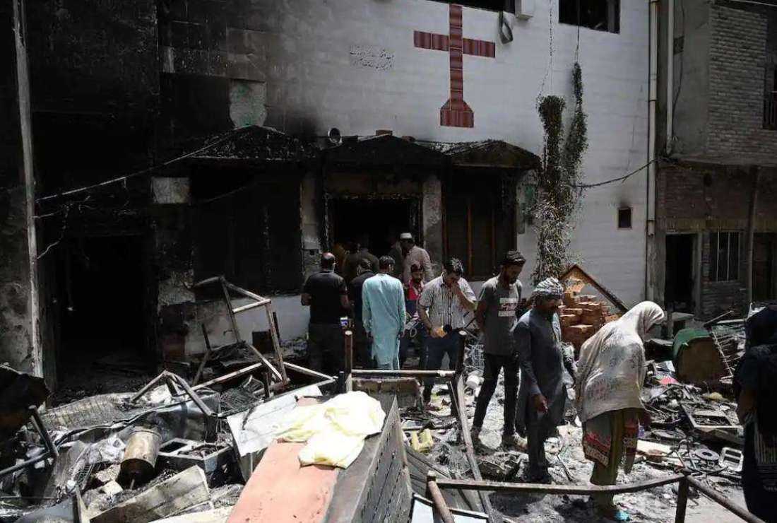 Pakistan Christians wind up year of mayhem, bloodshed - Vimarsana News