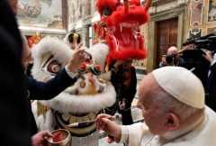 Pope treated to ceremony at Vatican to usher in Chinese New Year