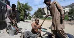 Death of Pakistani Christian sanitary workers deplored