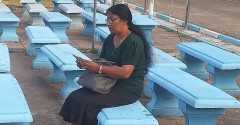 Beating cancer helps Sri Lankan Buddhist woman find faith