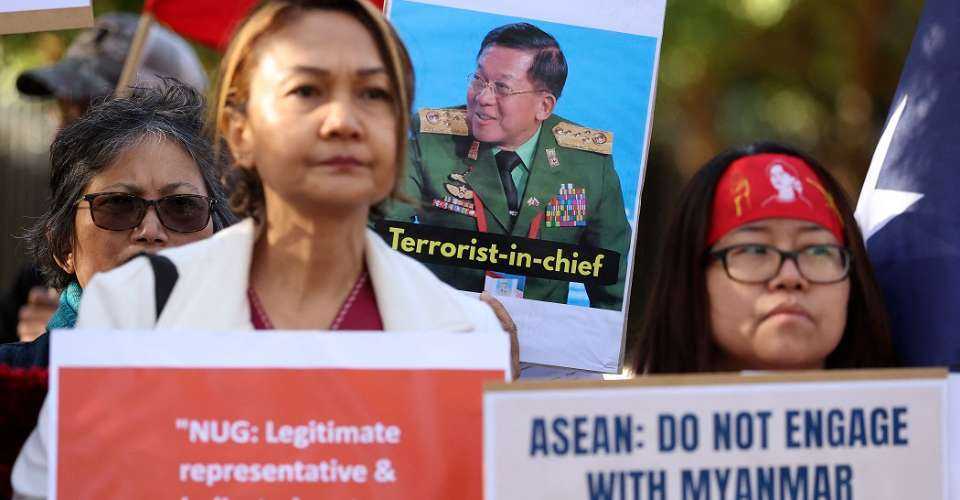 Cambodia's Hun Sen offers to negotiate with Myanmar's Hlaing - Vimarsana News