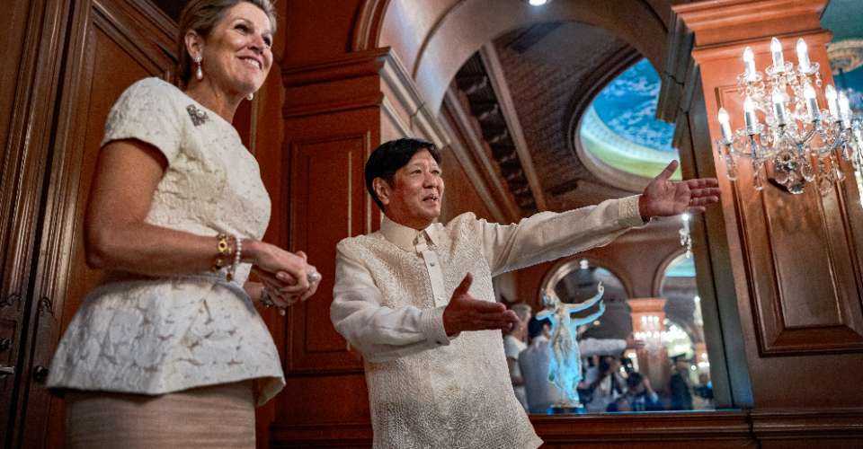 President Ferdinand Marcos Jr. welcomes Queen Maxima of the Netherlands, the UN secretary-general’s special advocate for Inclusive Finance for Development, at the Malacanang Palace in Manila on May 22. Marcos has proposed changes to the constitution to boost foreign investment in the country.