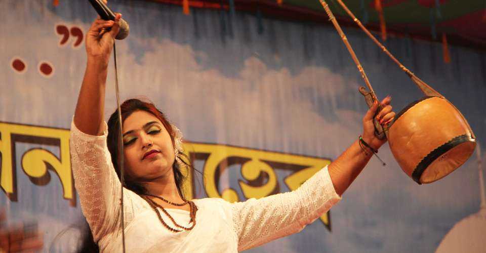 A Baul singer performs a song during a festival from Oct. 17-19, 2016 dedicated to Lalon Shah, an 19th century Bengali musician, philosopher and mystic at Chheuria in Kushtia district.
