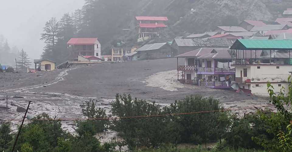 100 missing after flash flood hits Indian Himalayan town UCA News(02)