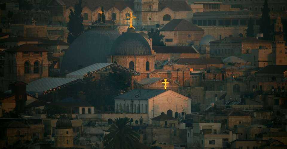 Israel Blocks Catholic Leaders from Holy Sepulchre on Palm Sunday | Quick Digest