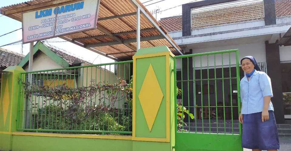 Indonesian nuns guide migrant families out of poverty