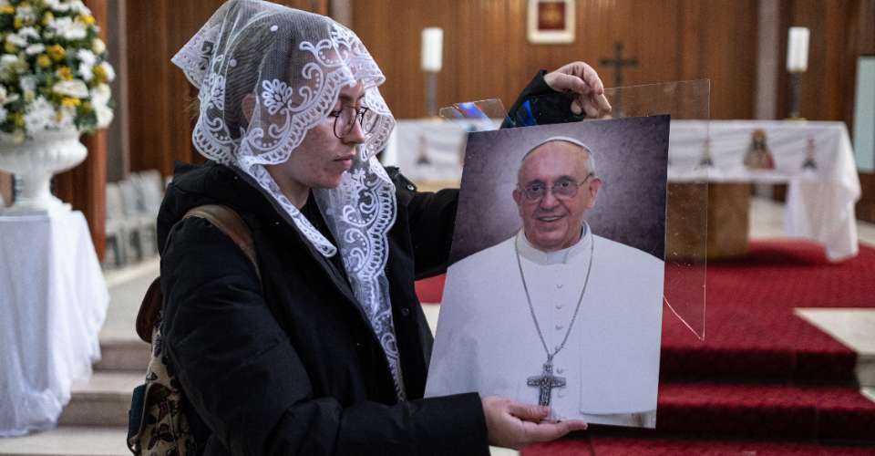 Argentine archbishop laments political disunity at Mass for Pope Francis