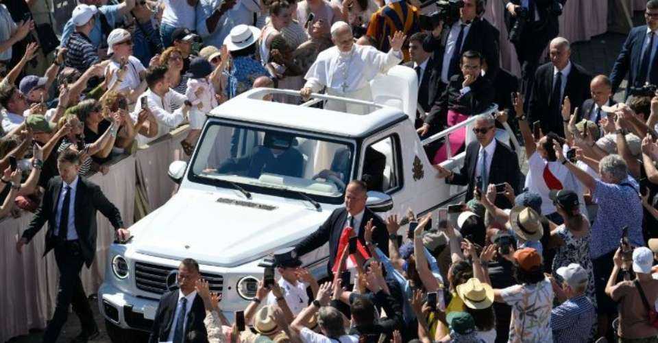 Pope Leo defends Vatican II reforms amid traditionalist tensions