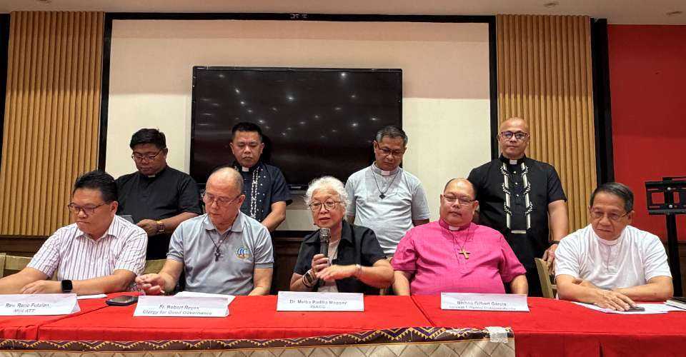 New ecumenical group rebukes Philippine senator for 'blasphemy'