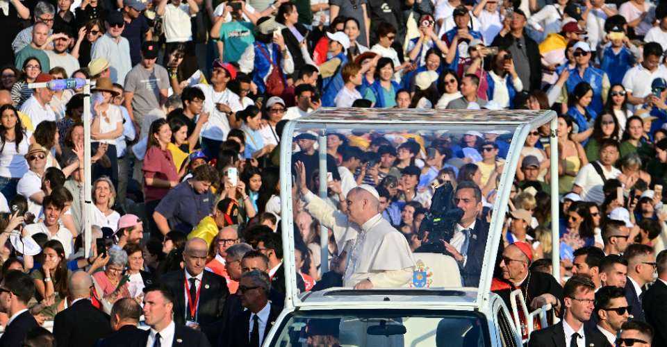 Pope Leo urges Spain to find hope beyond suffering and failure