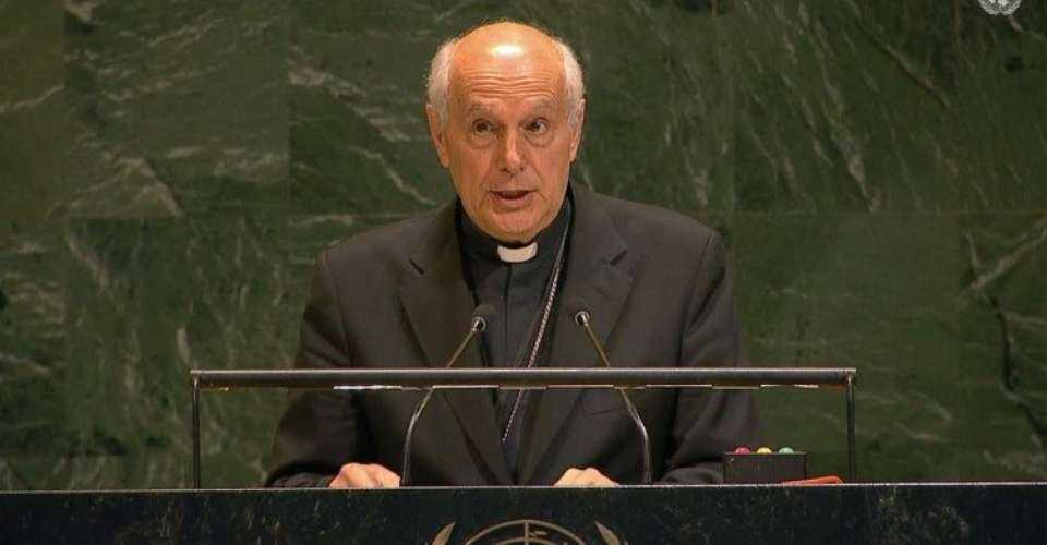 New Vatican envoy urges US bishops to foster unity, welcome migrants
