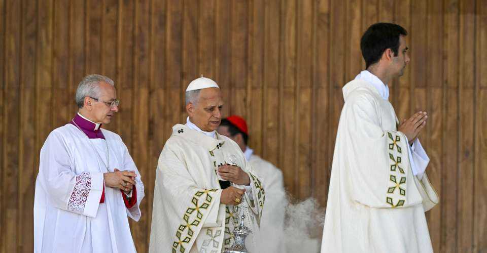 Pope Leo draws more than 1.2 million to Spain Corpus Christi Mass